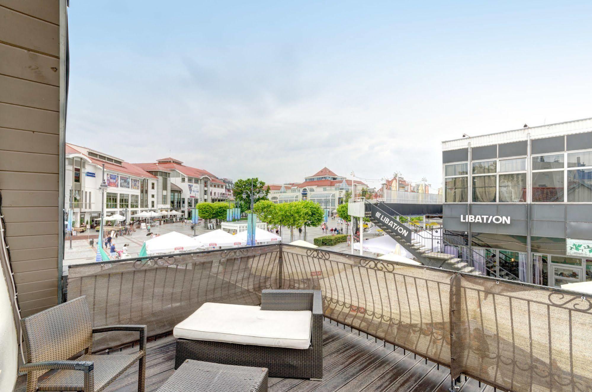 Dom & House - Apartments Port Monte Cassino Sopot Exterior photo